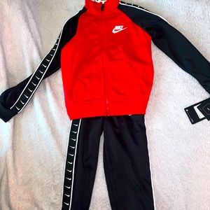 4T Nike Boys Set